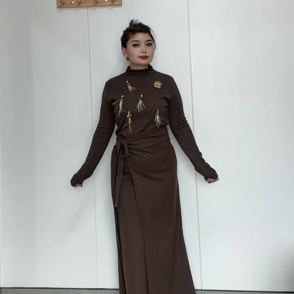 女生好看的显瘦宽松慵懒感上衣裙子时尚减龄休闲套装裙