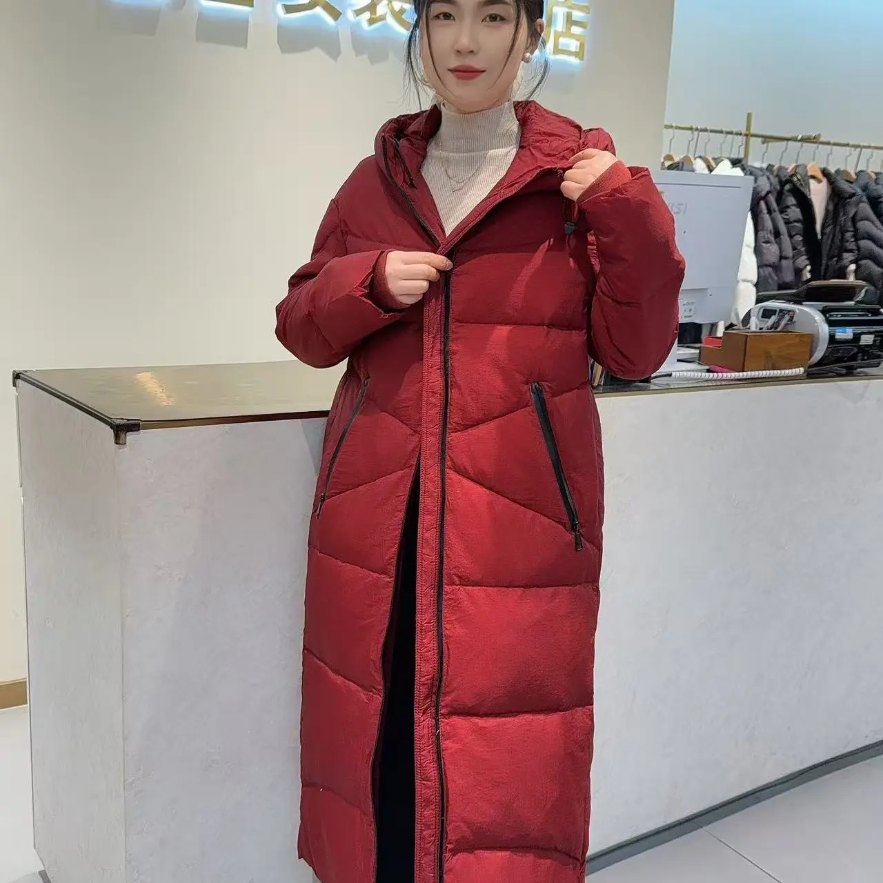 长款休闲款羽绒服