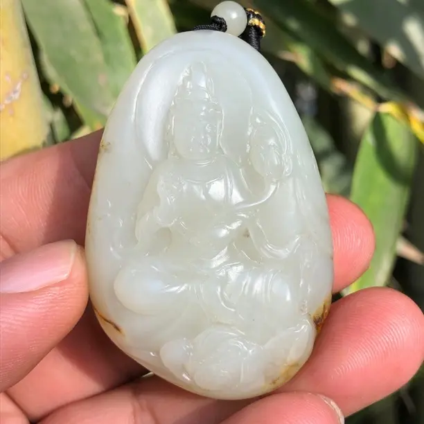 和田玉独籽观音挂件