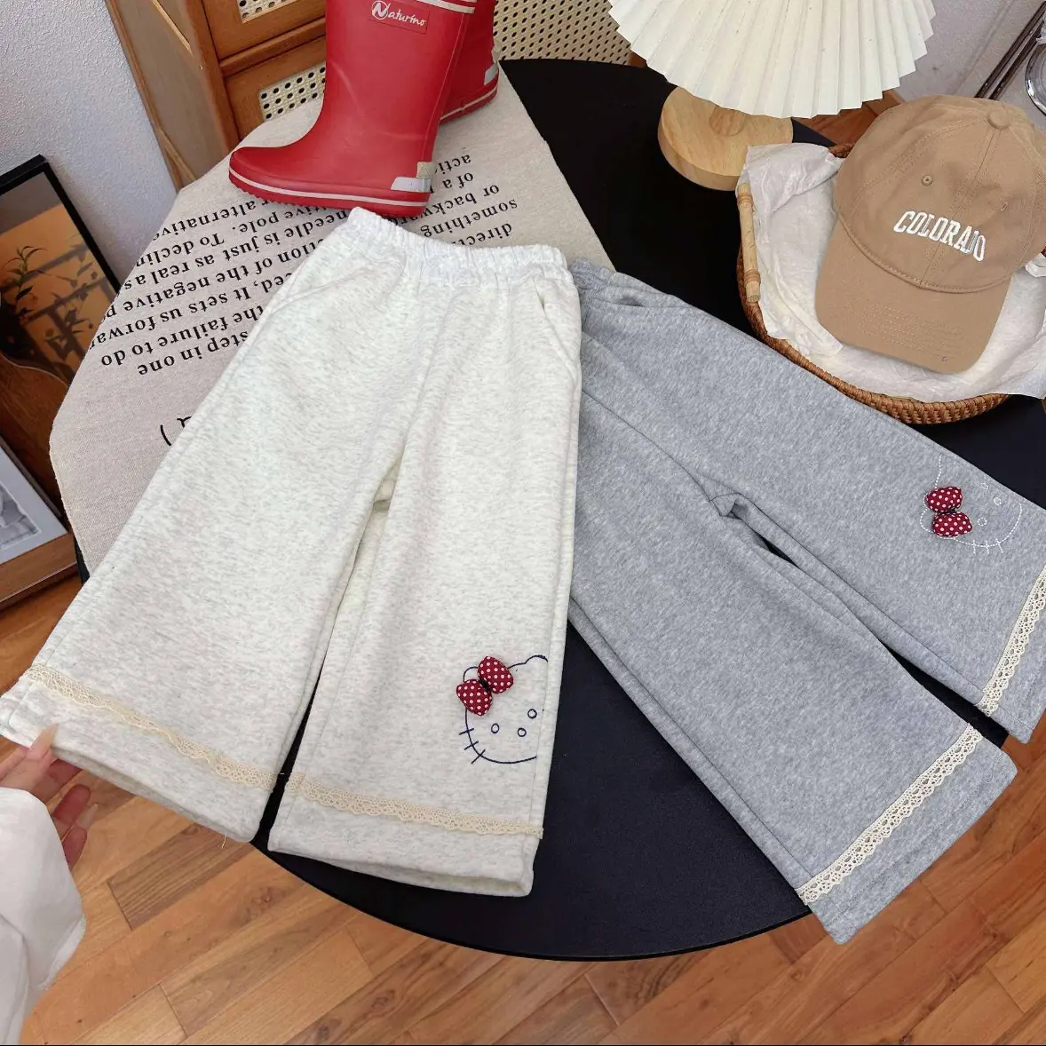 KF链接款女童洋气卡通刺绣休闲