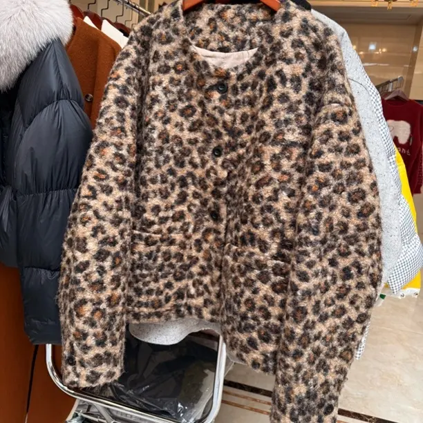 女士秋冬款豹纹宽松圆领外套常规厚度不加绒