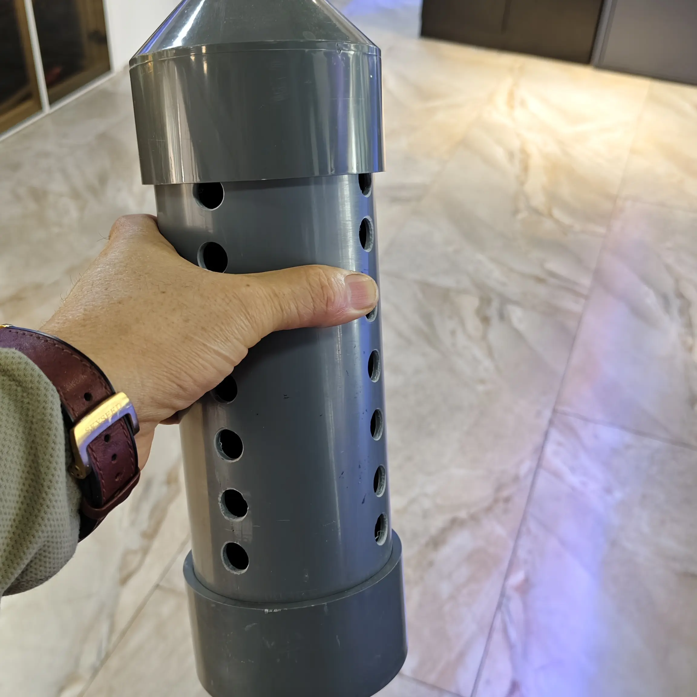 鱼缸沉淀仓发散管