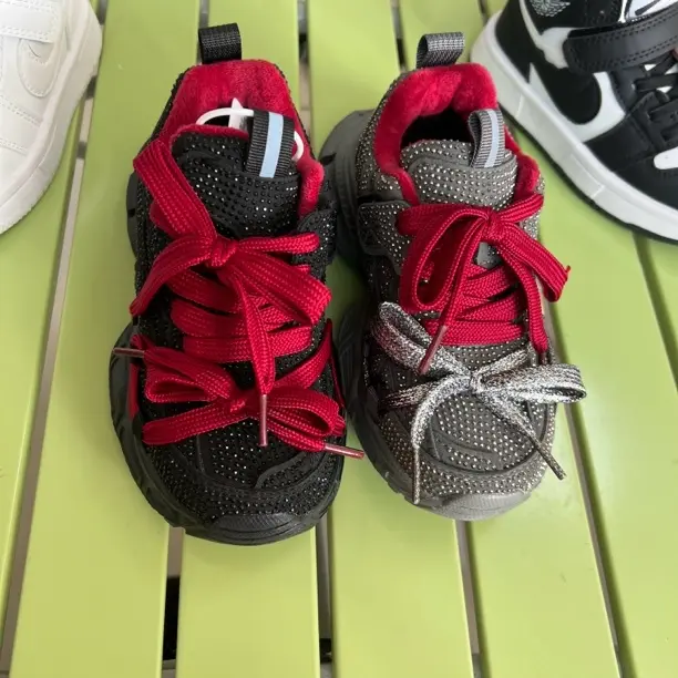 A9913 超轻时尚儿童大棉运动休闲鞋