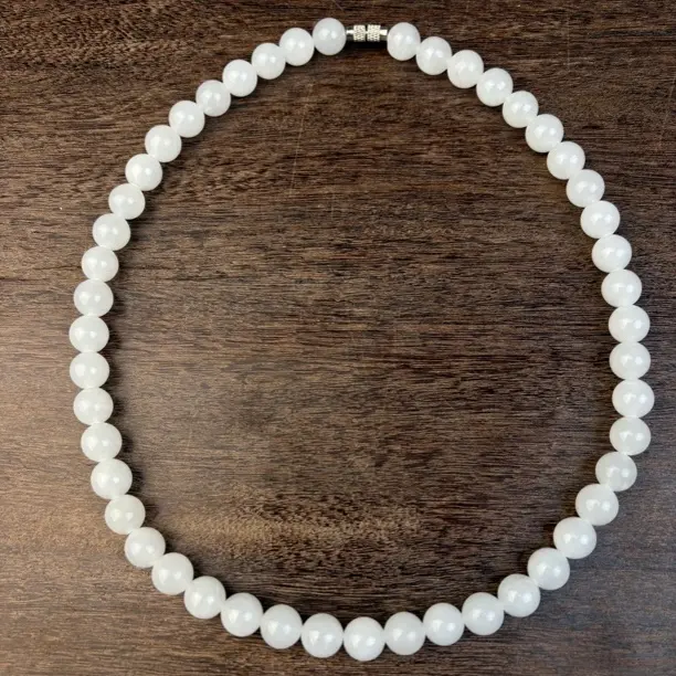 和田白玉圆珠项链，尺寸9mm，白冰透，妈妈链简约优雅