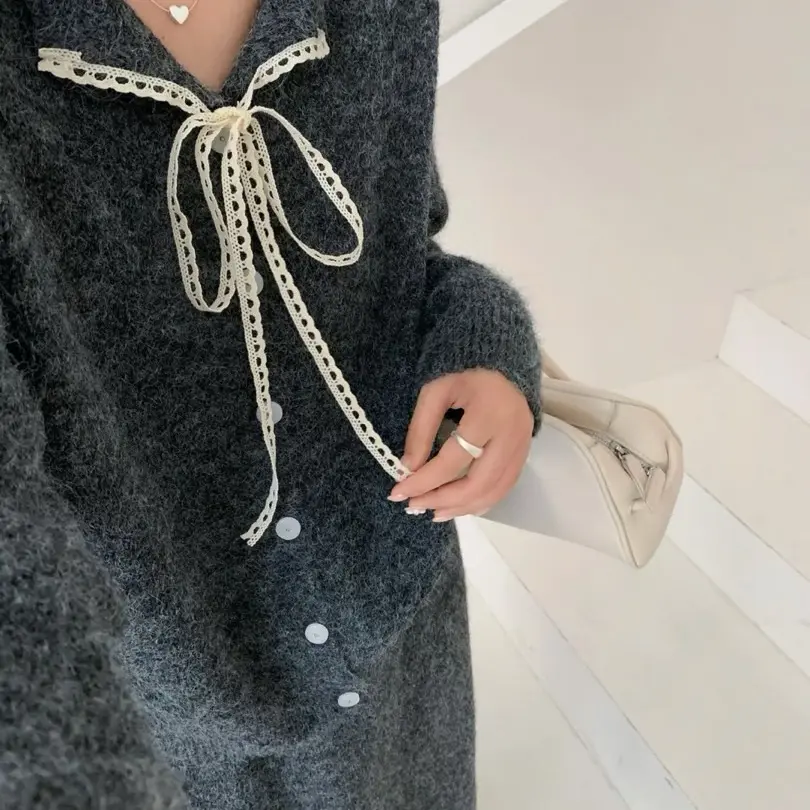 秋冬新款气质韩系温柔蕾丝系带毛衣开衫搭配慵懒半身裙套装