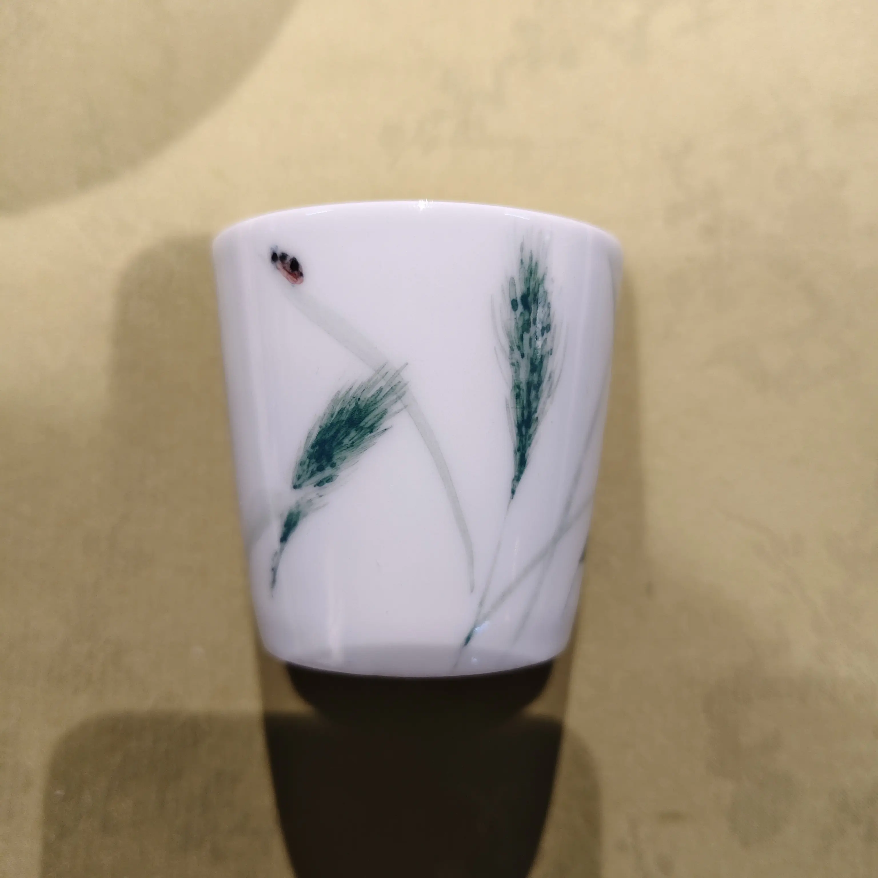 手绘釉下彩主人杯