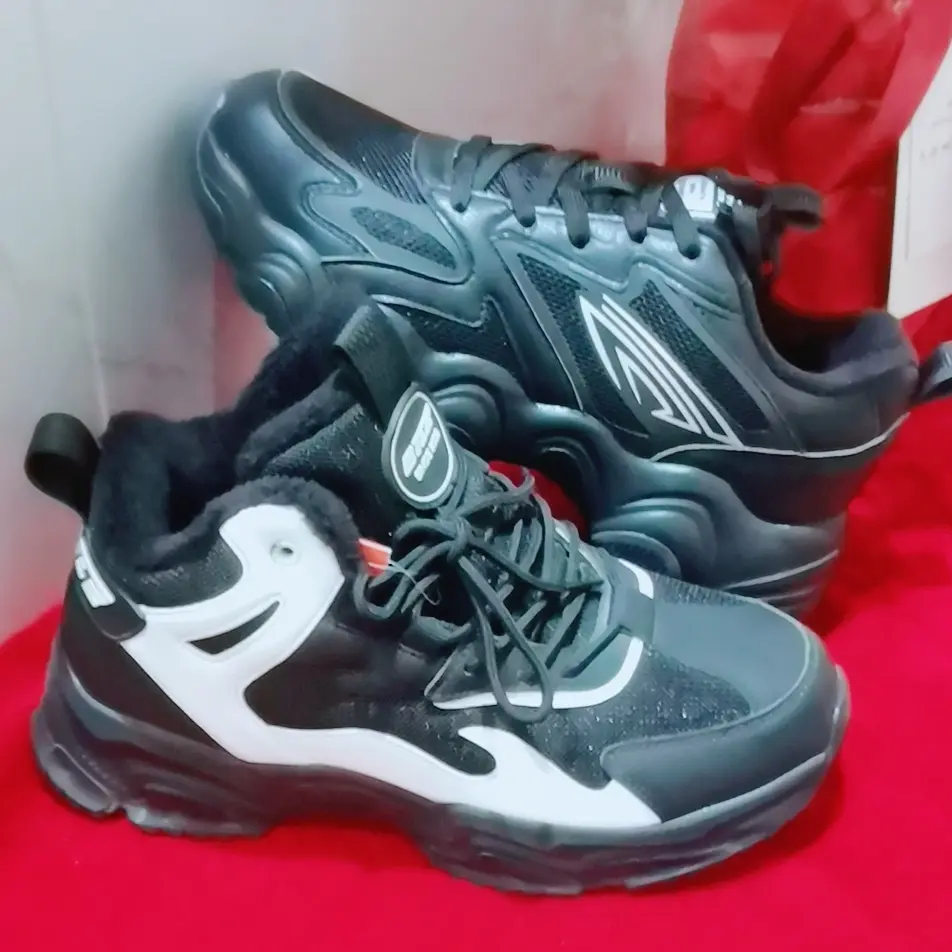 邦特加绒加厚保暖防滑冬季中高帮休闲运动鞋防滑耐磨低帮休闲鞋男