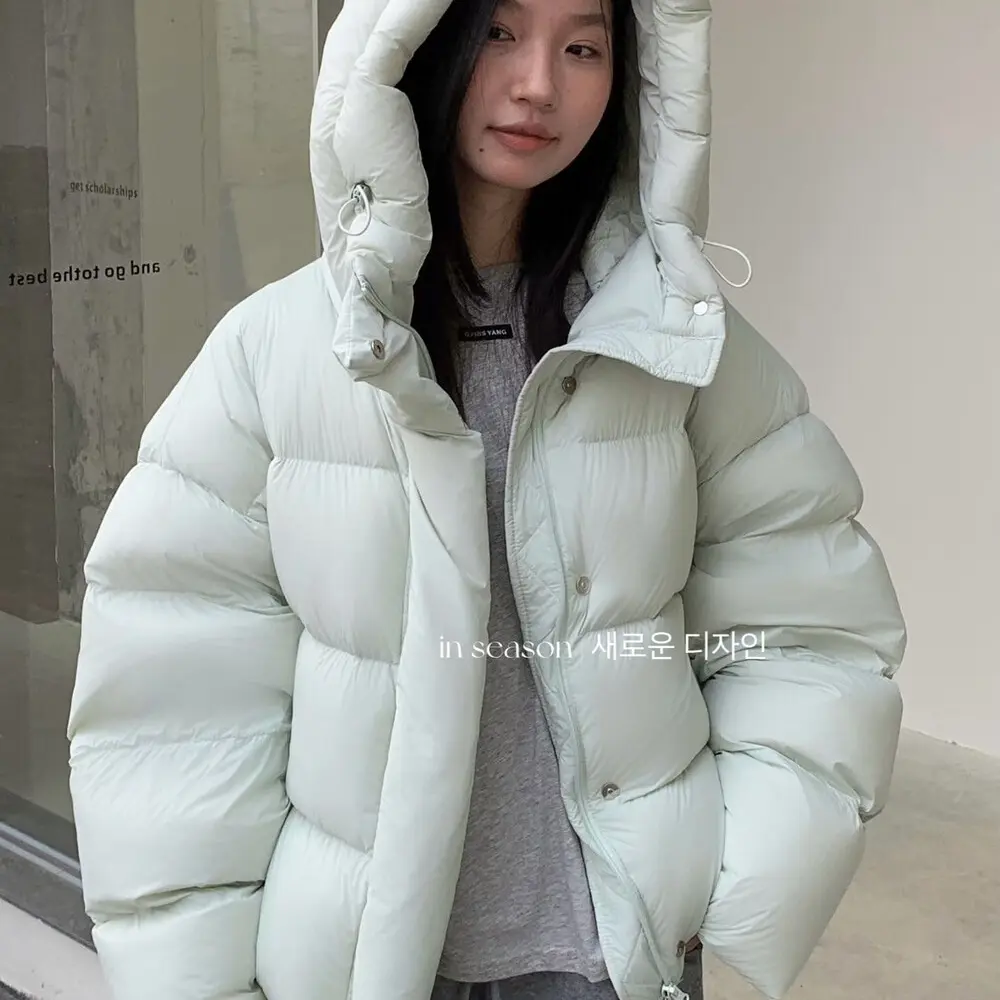 短款连帽加厚白鸭绒云感泡芙羽绒服女冬季时尚保暖外套