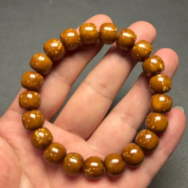 高端红皮实心鼠老型手串，尺寸10×9，精工全品