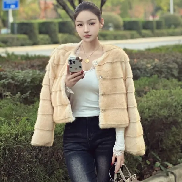 JJio【贵气姐姐】加厚水貂绒圆领修身显瘦高级感毛毛外套