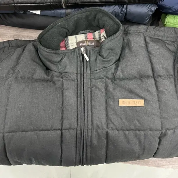 黑色立领商务休闲加厚保暖舒适年轻气质个性男士夹克百搭轻奢外套