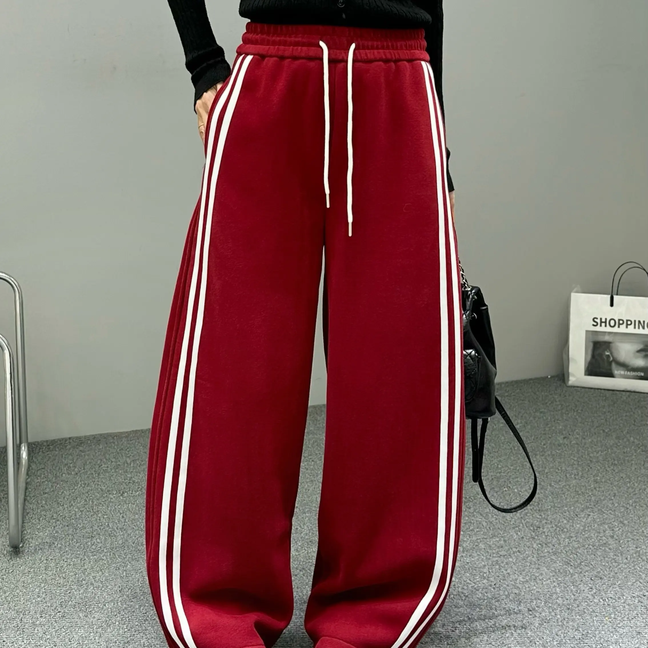 《好兮好》冬季新款加绒加厚休闲百搭抽绳阔腿弯刀卫裤K636