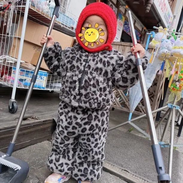 儿童加厚绒绒线苹果帽