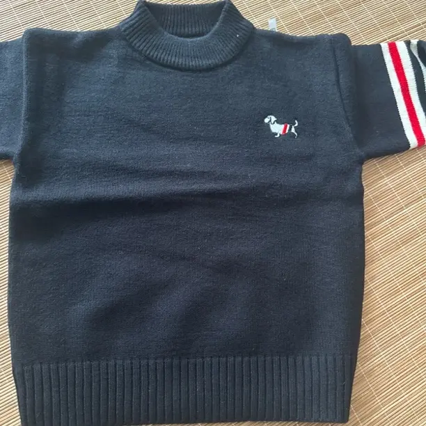 常规款圆领加绒加厚款毛衣针织衫薄款休闲风男长袖