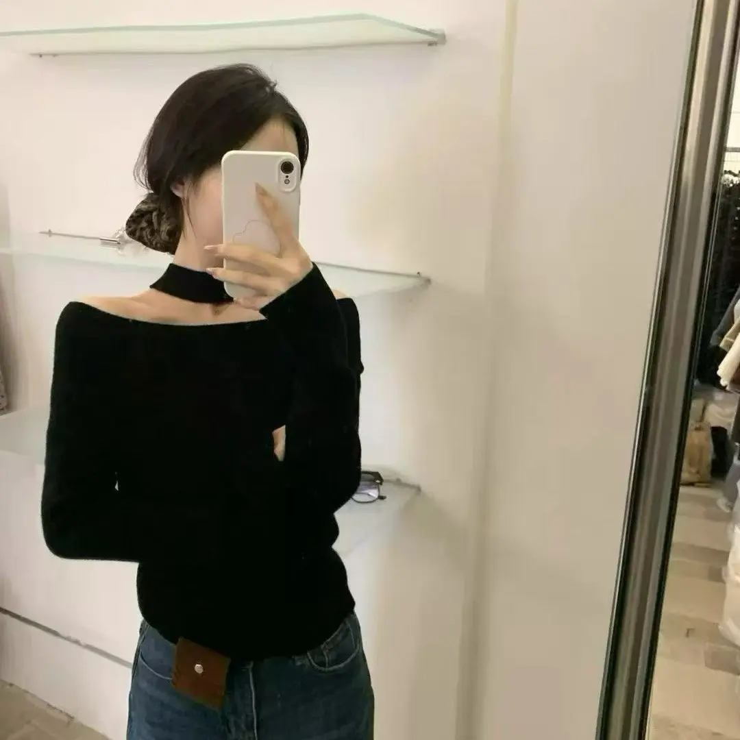 挂脖一字肩针织衫女修身显瘦露肩长袖内搭打底衫秋冬季设计感小众