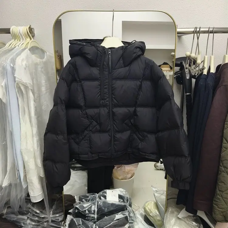 青青家 连帽休闲短款外套