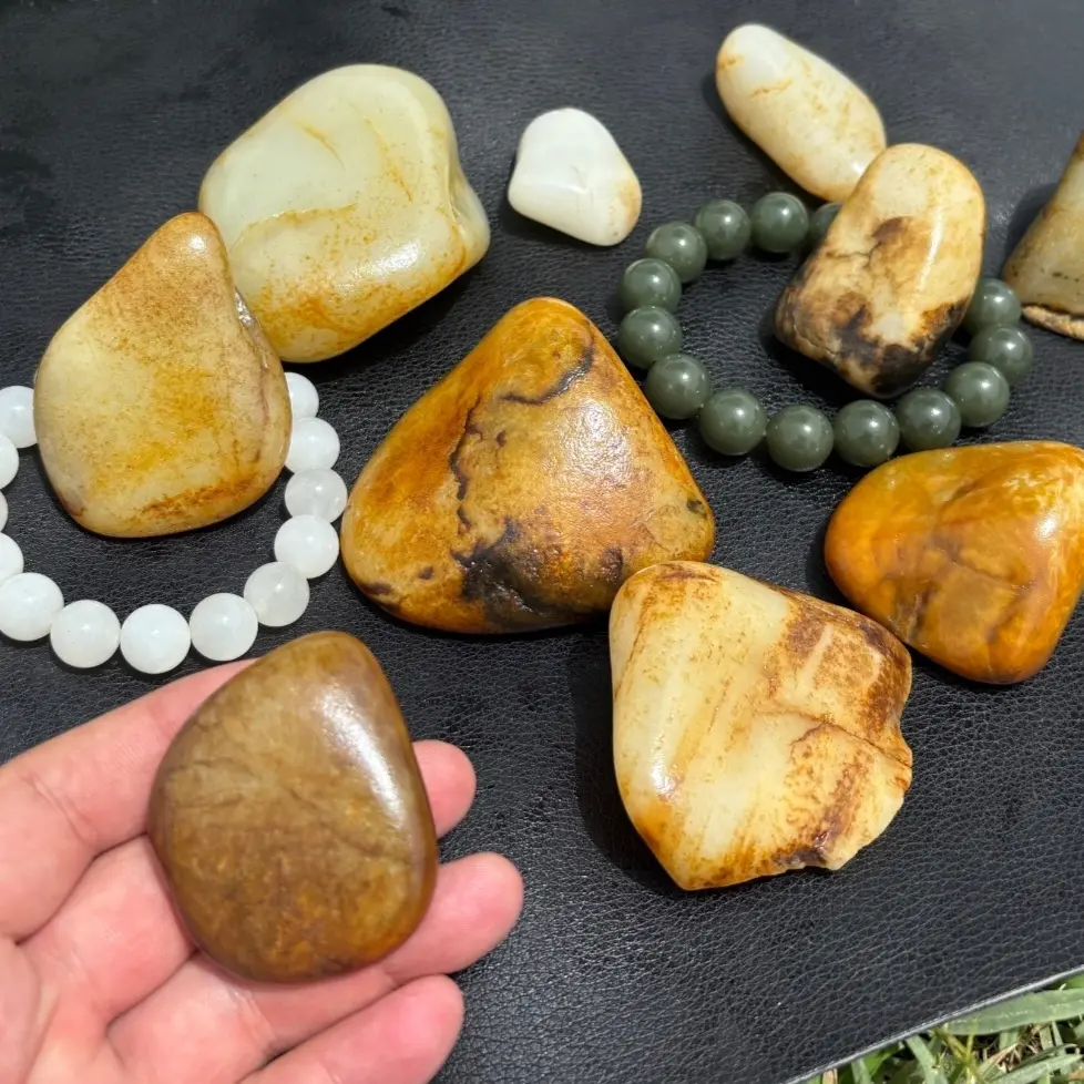 精品新疆和田玉天然撒金皮玩料收藏原石籽料原石手把件和田玉籽料