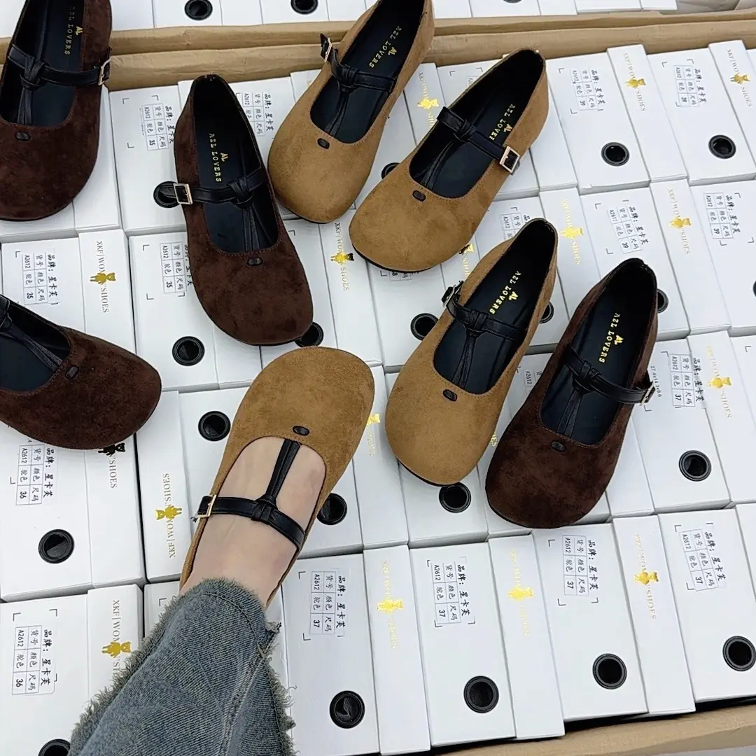 复古圆头浅口玛丽珍鞋女绒面T字扣带平底百搭舒适单鞋女鞋2612