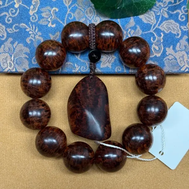 ｛金字塔顶端）海南黄花梨老紫油梨爆满芝麻点瘤疤2.0