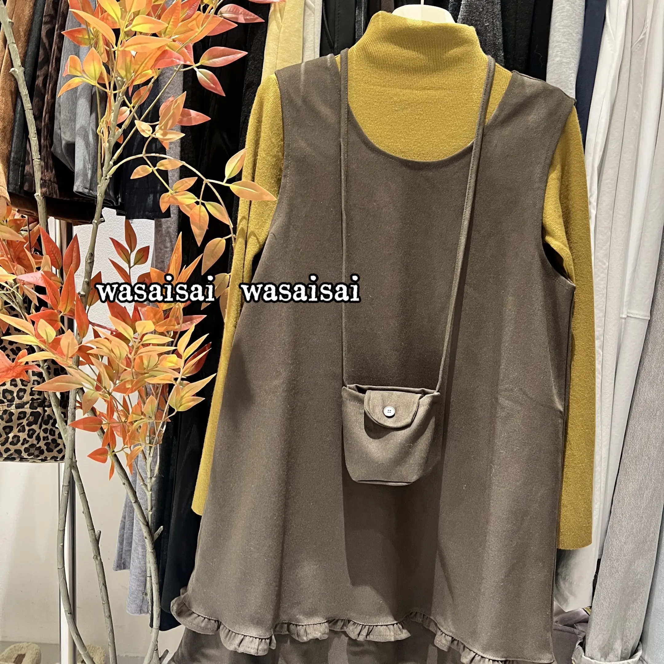 新款韩系气质简约木耳边连衣裙打底衫带小包三件套冬季新款