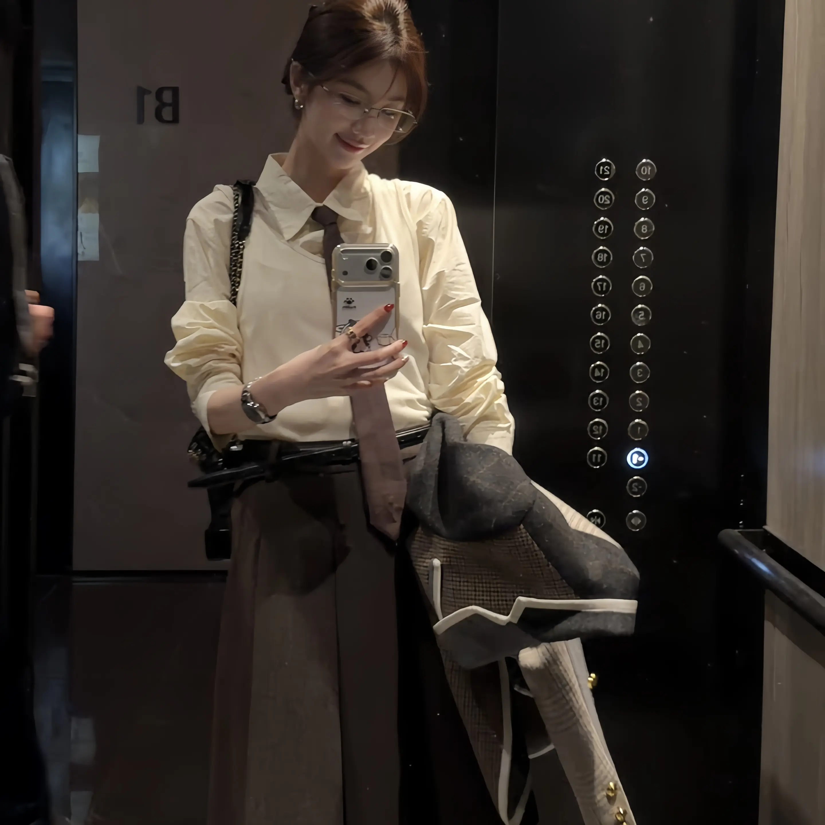 【47bb】韩系轻熟风衬衫叠搭奶杏色背心➕轻熟姐姐范儿半裙47sk013