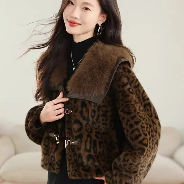 豹纹女常规INS风薄款短款短外套女装保暖百搭加厚
