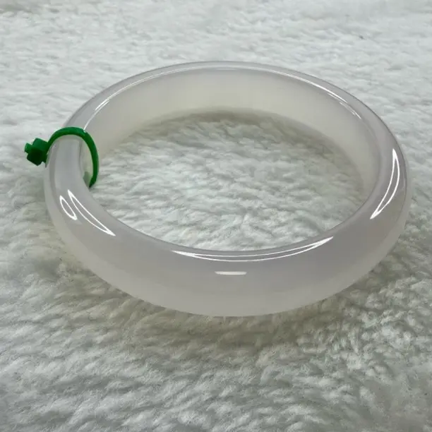 天然玛瑙手镯 白月光冰透