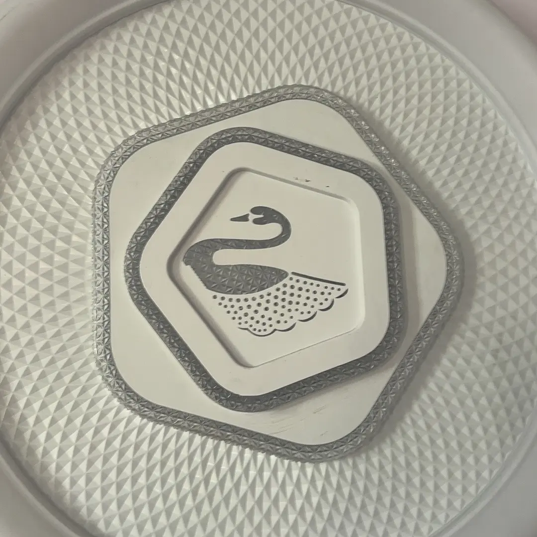 新款简约现代超薄三色调光卧室吸顶灯