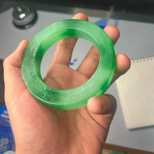 ［小表弟珠宝精选］a0011满绿飘镯胚