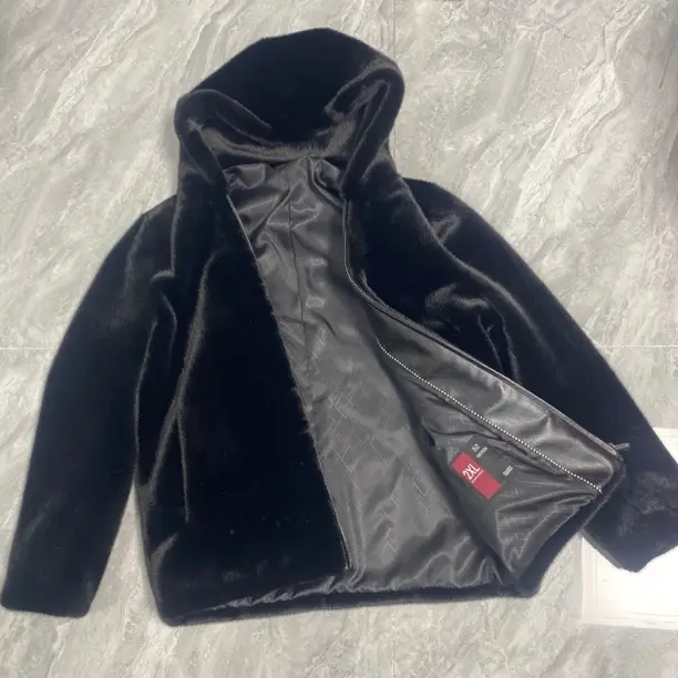 人造皮草连帽男士外套保暖冬季毛朝外羊剪绒休闲大衣经典时尚男装