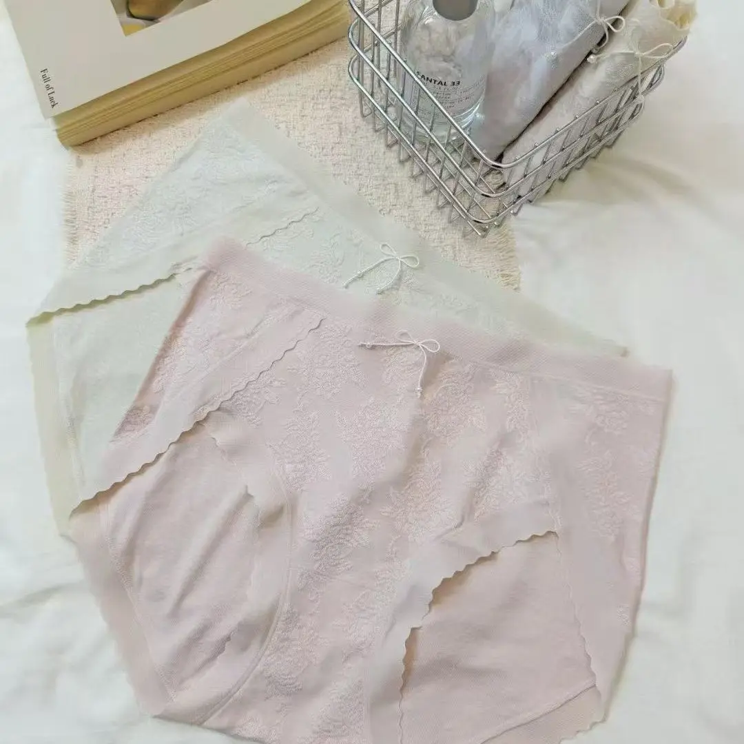 中高腰提花蕾丝透气舒适包臀女士三角内裤