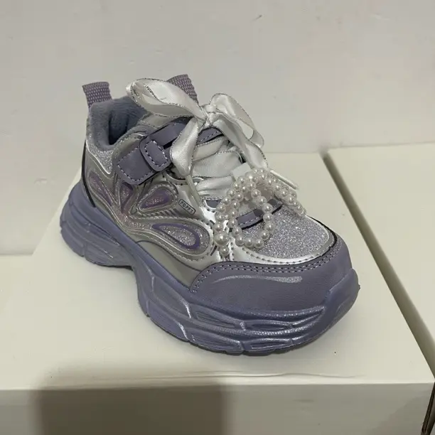 特价童鞋超级优惠儿童百搭冬季加绒皮面超轻运动鞋