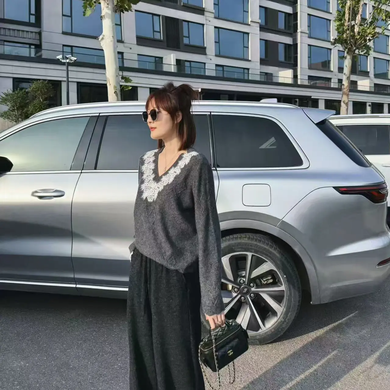 冬季针织薄款长袖V领毛针织衫