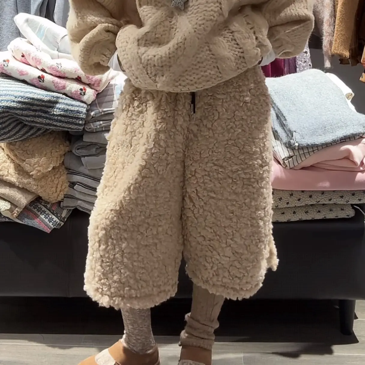 舜 韩代正品毛毛圈圈七分休闲裤女裤