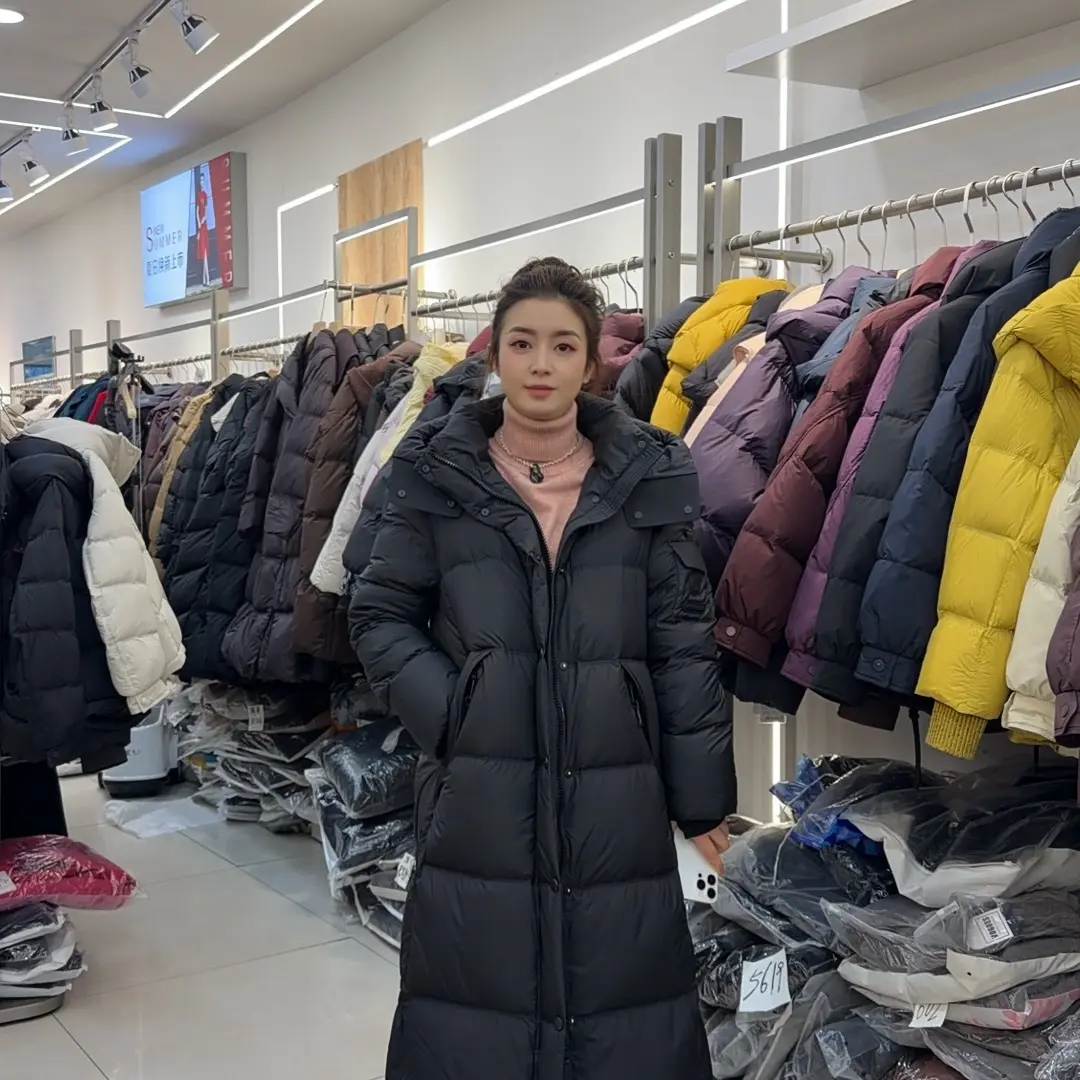 时尚百搭中长款连帽加厚外套