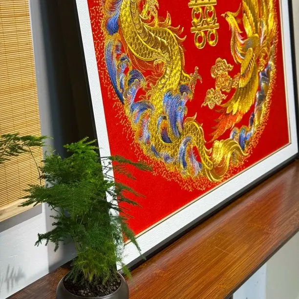 高定制款《龙凤呈详》喜庆吉祥风格客厅卧室装饰镜框挂画刺绣装饰画