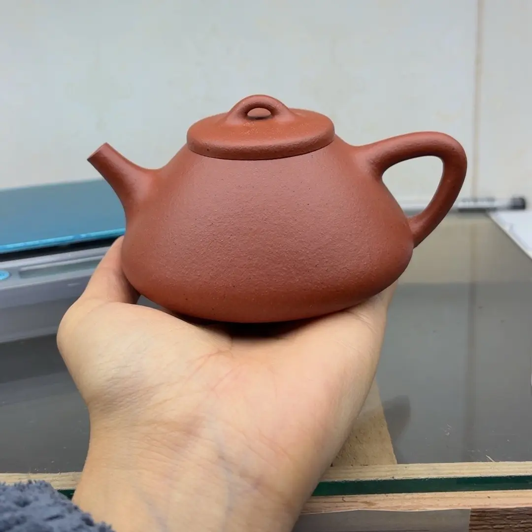 宜兴紫砂，原矿红泥，半手工艺，子冶石瓢，容量200cc