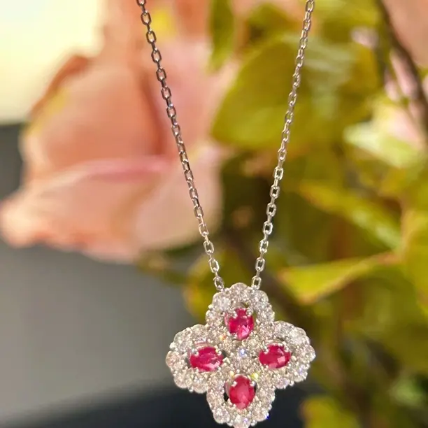 925银满钻镶嵌时尚天然红宝石四叶草轻奢氛围感配饰