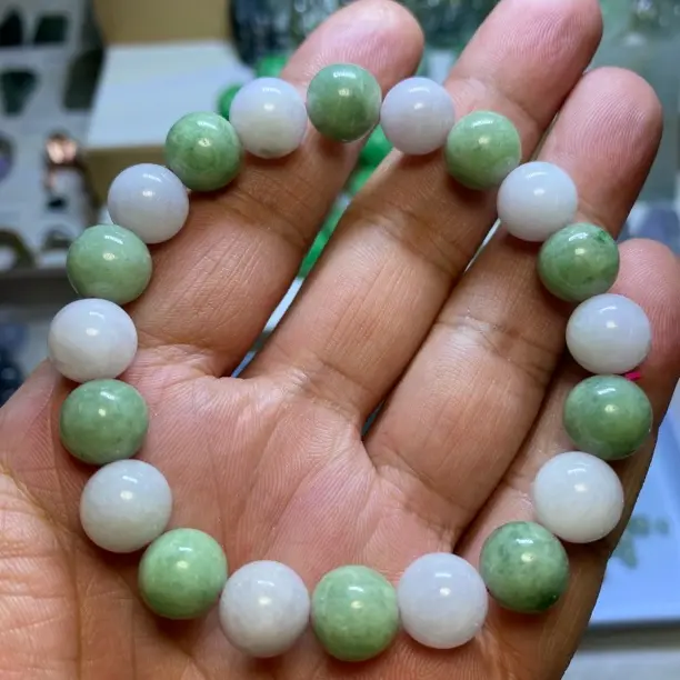 果绿冰润单圈手串男女百搭款式多样