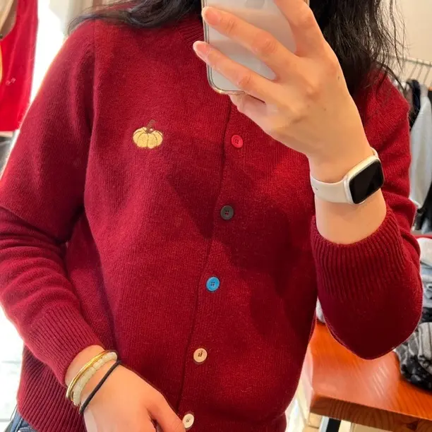 冬季红色刺绣圆领针织开衫毛衣外套女时尚百搭