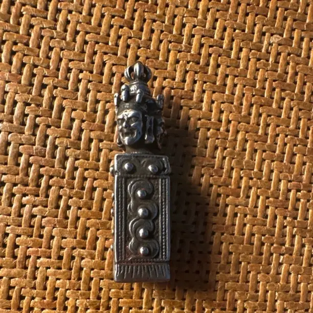 天铁老胎藏传小印章摆件挂件