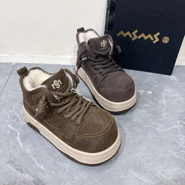 <玛莎玛索>新款252-107dm大棉加厚卡皮吧啦娃娃头厚底板鞋增高4cm