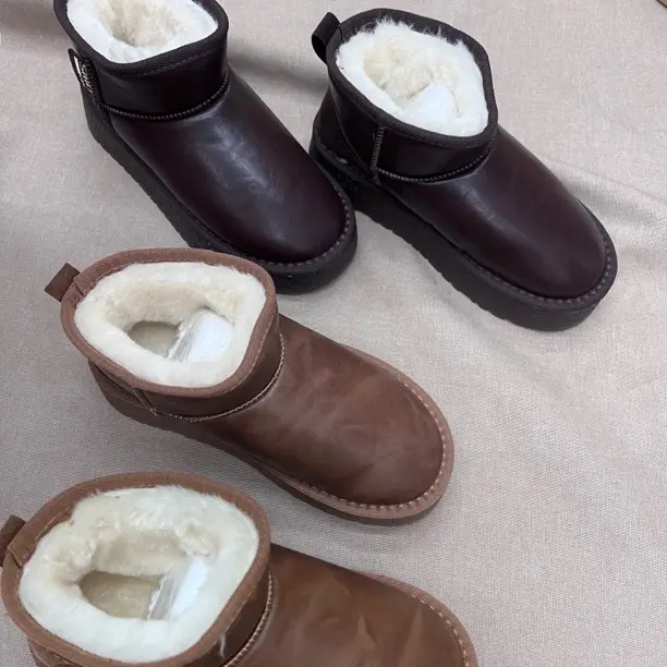 007研一家冬季加绒加厚厚底皮面短筒雪地靴女