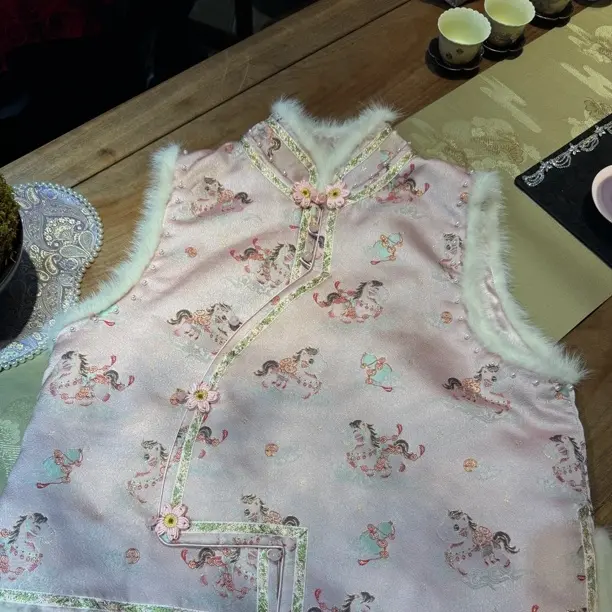 『雅韵』新中式国风水貂毛拼接提花夹棉复古马甲