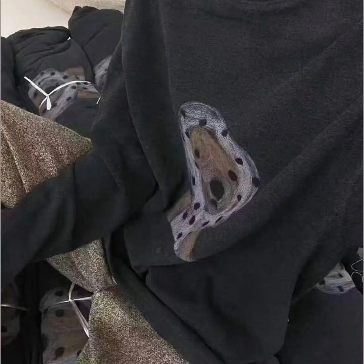 蛋娘专属秋冬韩系减龄狗狗印花圆领宽松显瘦长袖上衣女