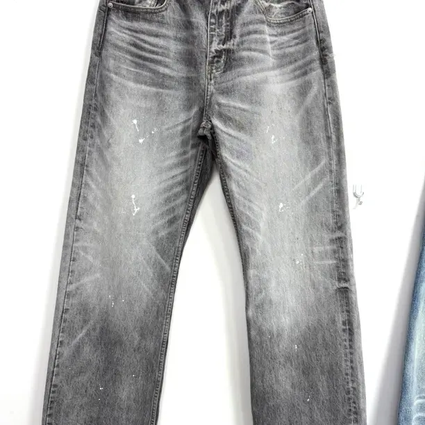 赤耳复古烟灰水洗立体猫须直筒牛仔裤男士宽松休闲百搭