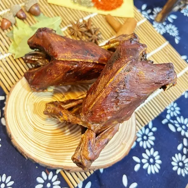 东北特色炭火烧鸽子现烤现发开袋即食