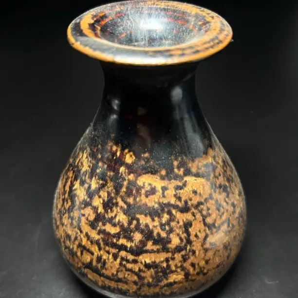 茶叶沫釉玉壶春瓶 黑釉嘟噜瓶