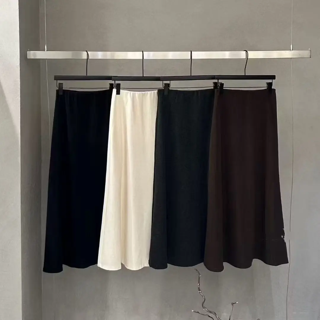 （卡妃家）秋冬款羊绒半身裙显瘦百搭