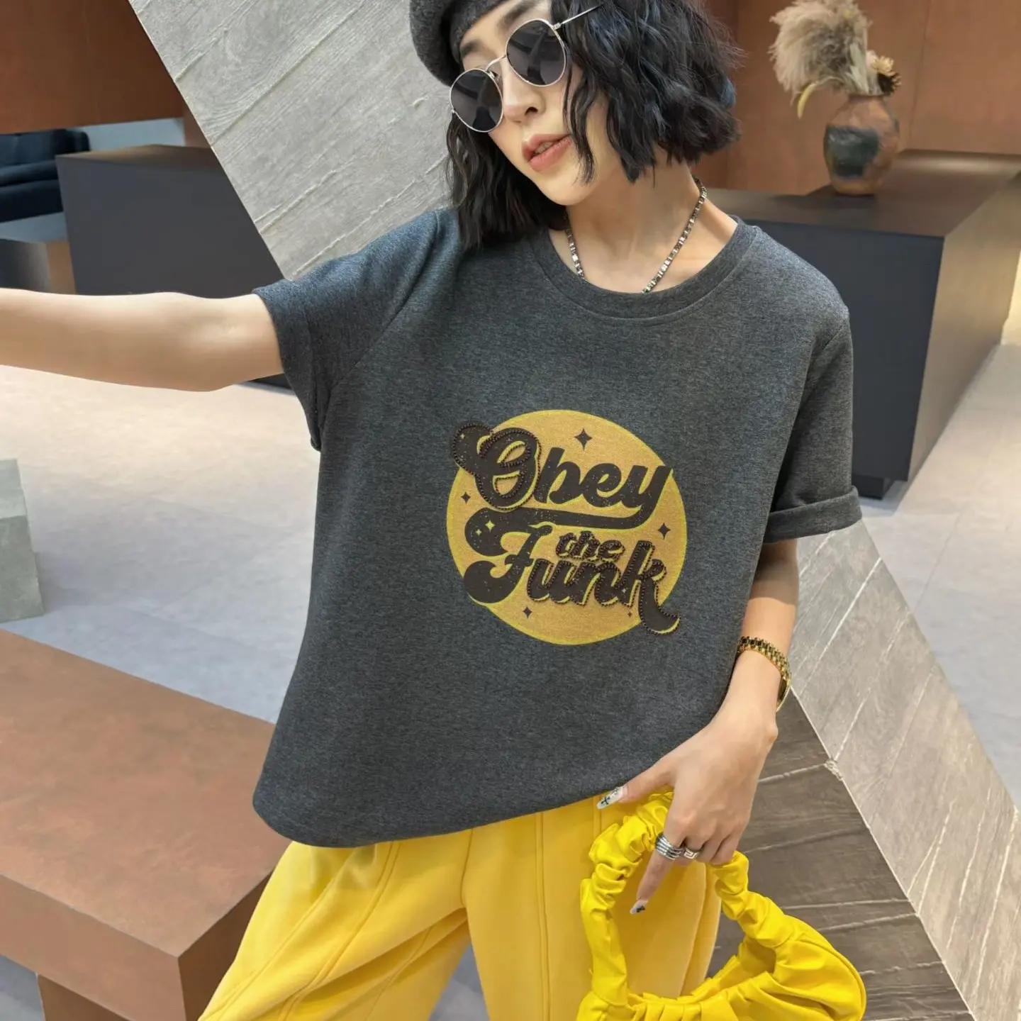 韩系小众字母正肩短袖女秋冬款230斤宽松T恤上衣大码女装百搭